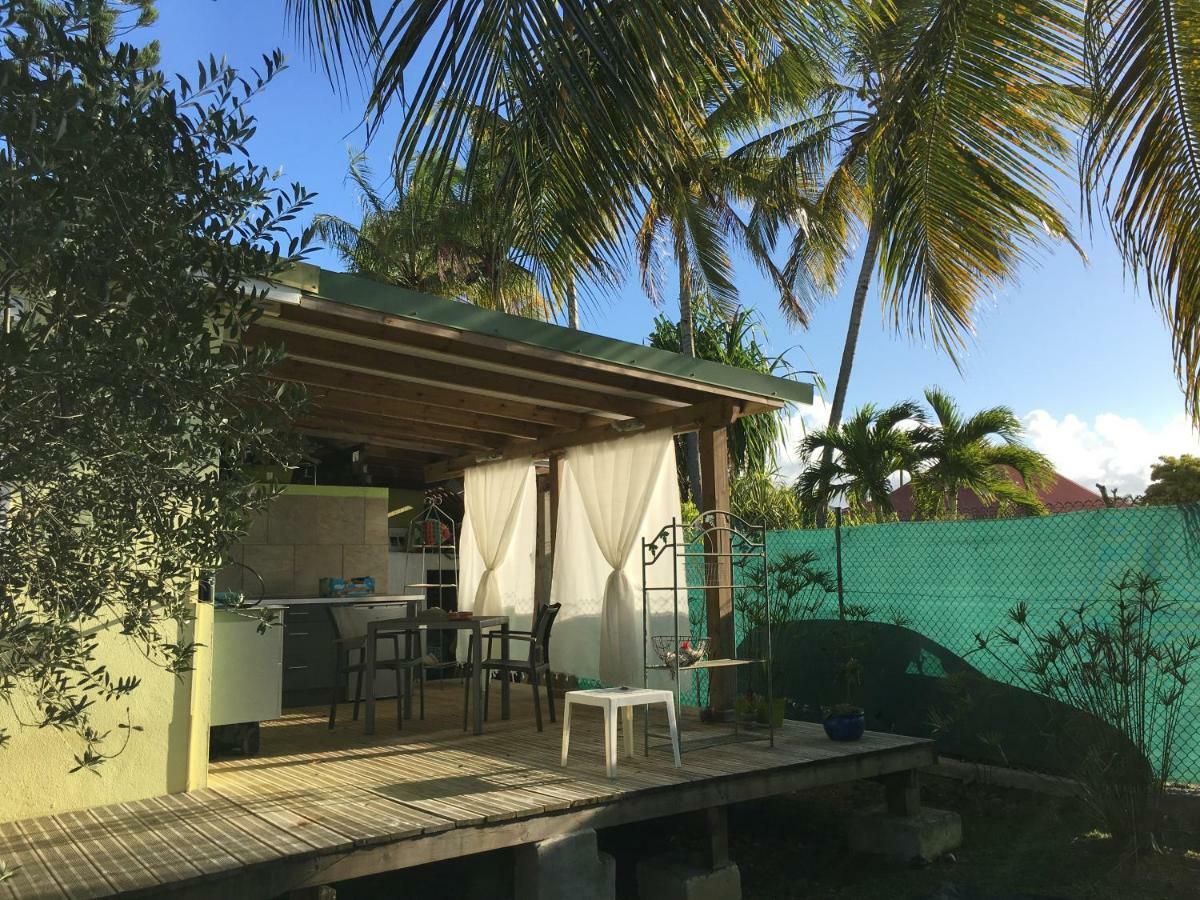 Appartamento Charmant Studio Decor Naturel Baie-Mahault Esterno foto